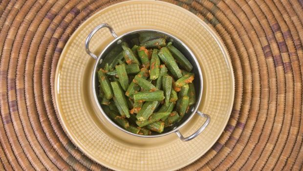 Bhindi Achaari