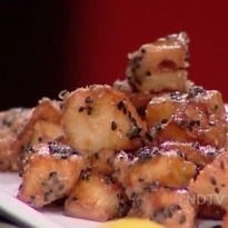 Candied Sweet Potatoes with Black Sesame