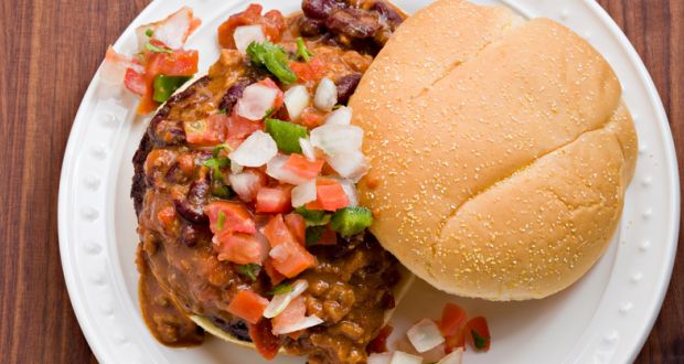 Chilli Burgers with Pepper Relish