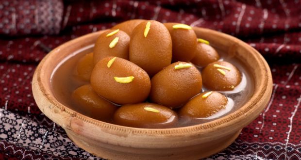 शेफ पंकज भदौरिया ने बताया घर पर काला गुलाब जामुन बनाने की 5 ट्रिक्स, इसके बाद हमेशा परफेक्ट बनेगा रसगुल्ला