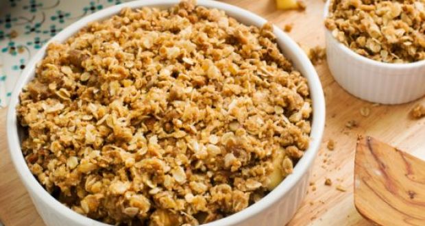 Jowar Apple Crumble