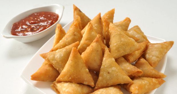 Moong Daal Samosa Recipe by Niru Gupta - NDTV Food