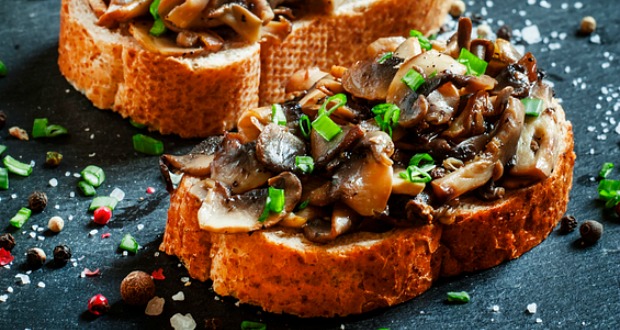 7 Best Tiffin Recipes for Breakfast In Bangalore | Easy Tiffin Recipes 2022 7 mushroom%20toast 620
