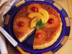 pineapple-upside-down-cake_thumb.jpg