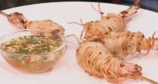 Prawns Wrapped in Noodles