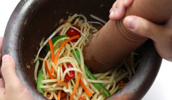 raw-papaya-salad2_article.jpg