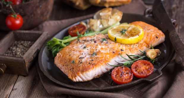 Salmon Fillet with Vegetables