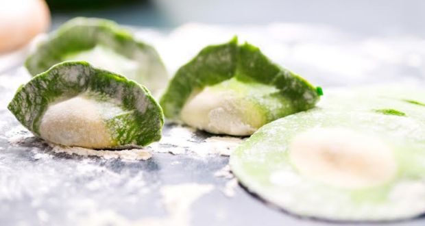 Minced Chicken Rolls Wrapped in Spinach Leaves