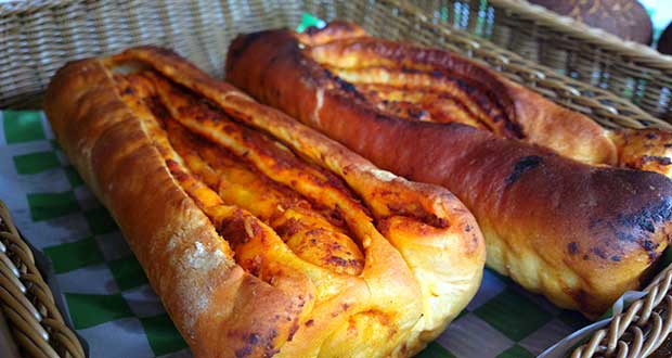 Thai Curry Bread