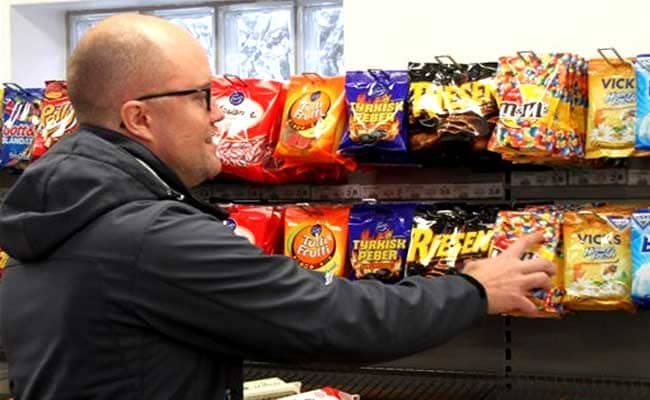 Food addicts tend to consume fewer calories than those who were told they had low or average score. (Representational Photo)