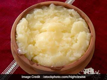 Buttery fats extracted from seeds or fruits are useful for the skin and for nutritional purposes.