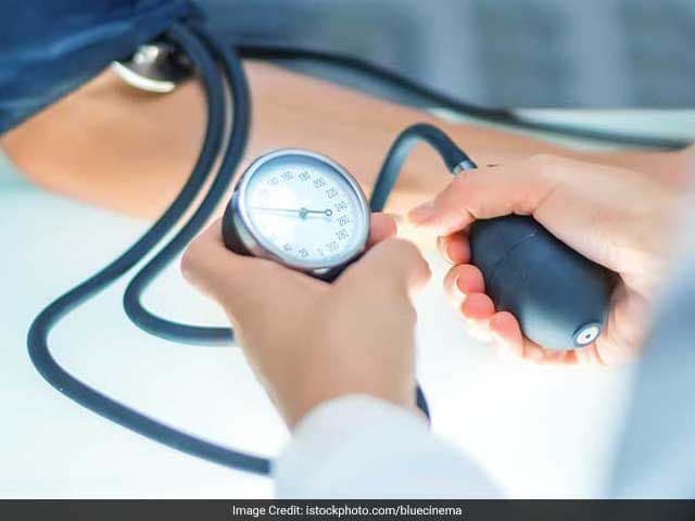 Swine Flu Death Toll Increases: Know Symptoms and 5 Tips To Prevent It