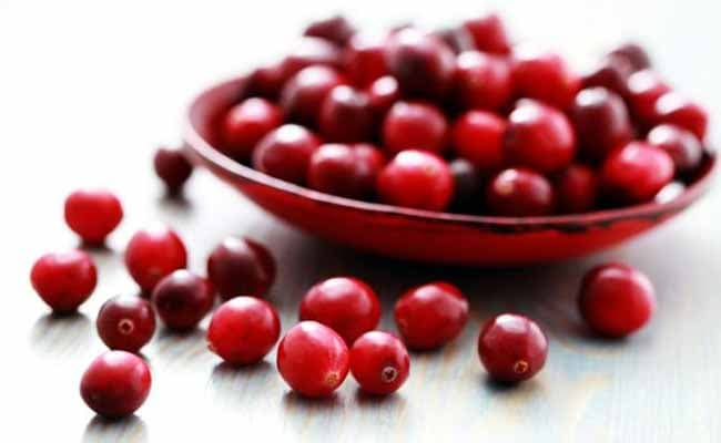 The combination of fibre and antioxidants in cranberries supports optimal nutrient absorption