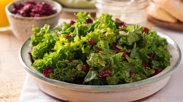 Heart attack risk can be cut down with the help of certain foods