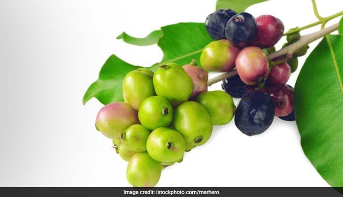 Jamun seeds help in improving the immune system and detoxification.