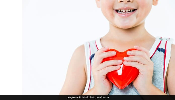 Read on to know more about the symptoms of heart disease in children.