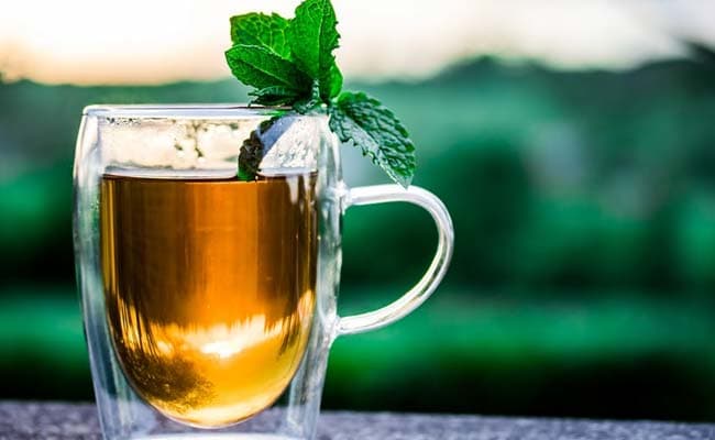 Prepare herbal teas to fight different health issues naturally