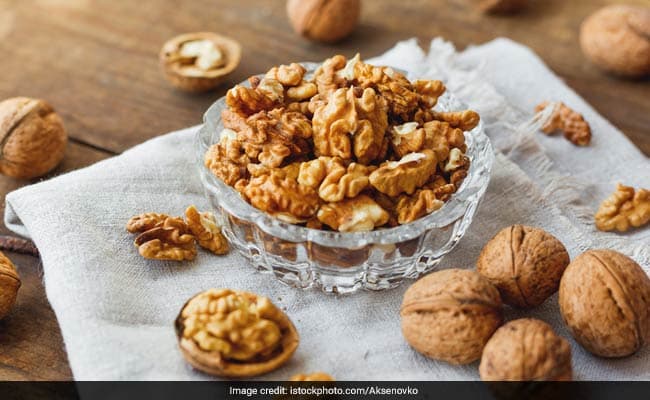 Eating walnuts every day can halve risk of type 2 diabetes, reveals study