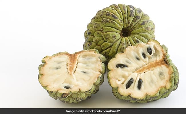 Sitaphal is good for digestion and can reduce bloating and acidity