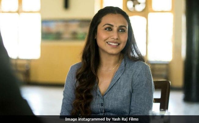 Rani plays the role of Naina Mathur, a teacher struggling from the Tourette's syndrome