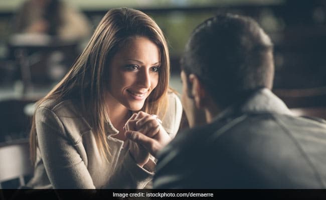 Women's preferences do not change in accordance with fertility-related hormones