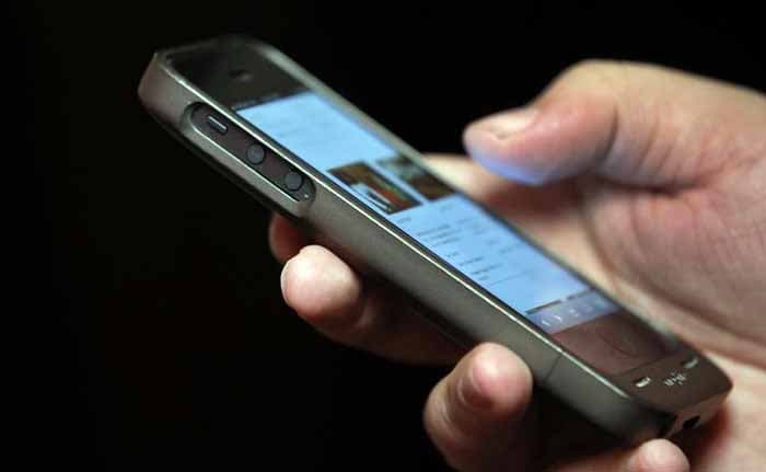 A smartphone, combined with a tiny sensor and wearable insulin pump, can stand in for pancreas, monitoring blood-sugar levels and delivering insulin as needed. (Representational Image)