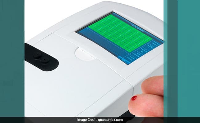 Running on a solar-powered battery, the low-cost handheld device is called 'Q-Poc'.