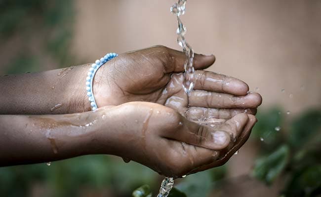 This new way to purify water is efficient and quick. (Representational Photo)