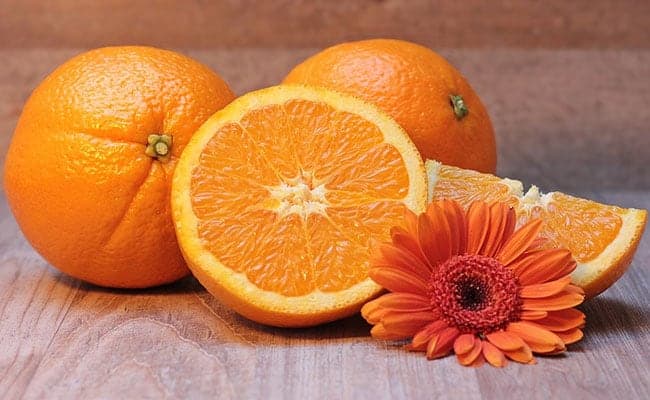 Intravenous Vitamin C Therapy: Expert Highlights Its Health Benefits