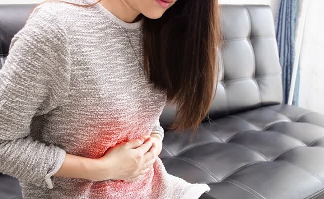 Tips To Help Prevent Food Poisoning When You're Travelling