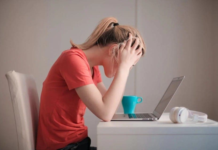 Chronic Stress May Increase Heart Disease Risk; Here Are Other Side Effects Of Uncontrolled Stress