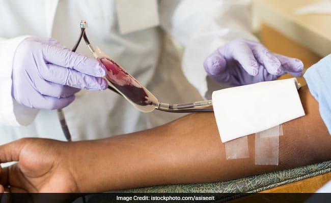 World Blood Donor Day 2017: Regular blood donation lowers the risk of strokes and heart diseae