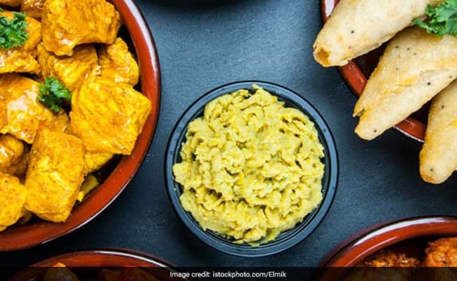 Consuming green vegetables keeps cholesterol in control.
