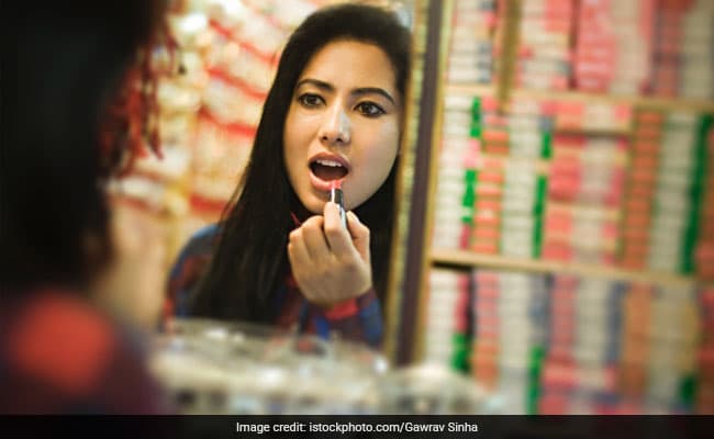 Age spots are causes by environmental pollution, not age