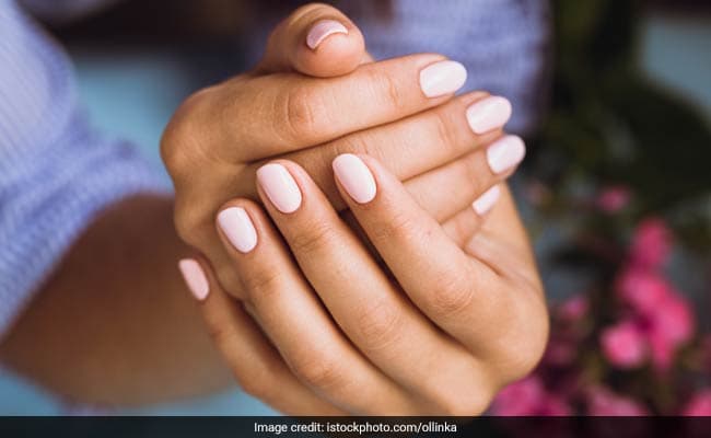 Remedies for discoloured skin around nails: Lemon can be a helpful home remedy