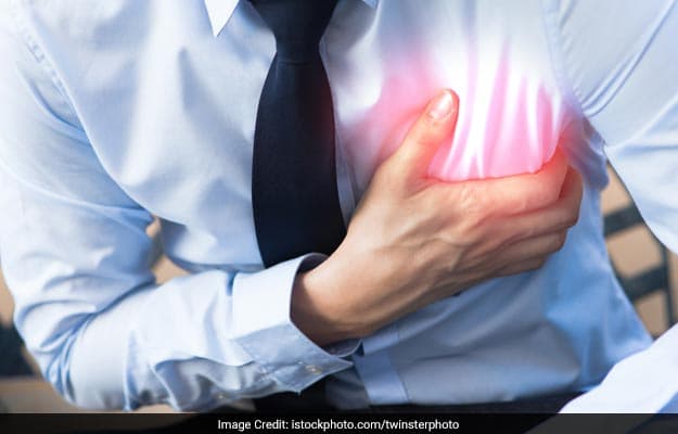 People consuming more than 2000 mg of sodium per day account for about 1 in 10 deaths