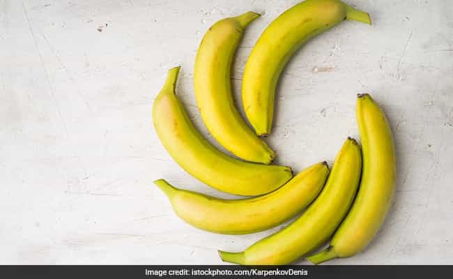 Bananas are a rich source of soluble fibre