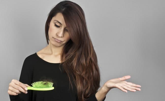 Hair damage in monsoon: Oil your hair regularly in order to protect from damage caused in monsoon