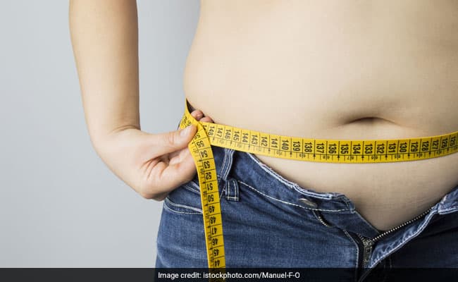 Avoid wearing tight pants in case of love handles