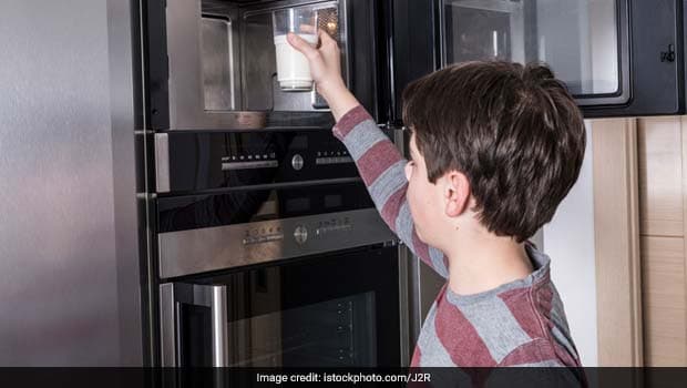 These Are The Best Dairy-Free Sources Of Calcium For Your Lactose Intolerant Child