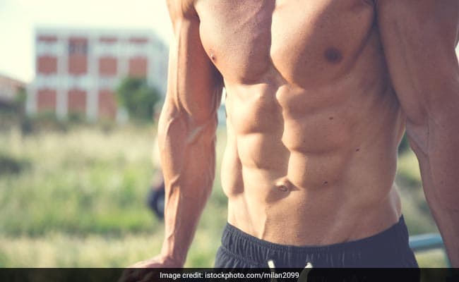 Six-pack abs is a popular trend in Bollywood
