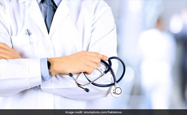 National Doctor's Day 2022: National Doctor's Day is celebrated to recognise the importance of doctors