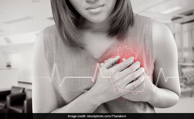 Blockages in the carotid artery restricts blood flow to the brain