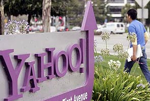 Three top executives leaving Yahoo