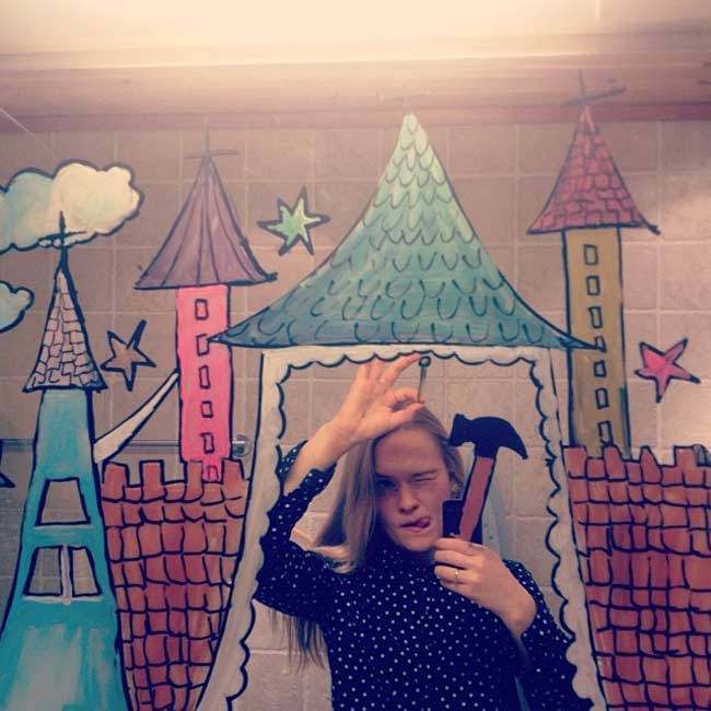 Mirror-Selfies-big-story (2).jpg