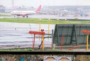 Mumbai_airport_damage_295.jpg