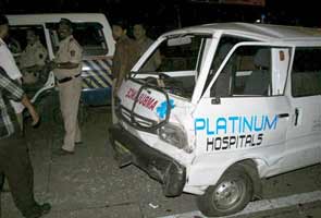 Mumbai_ambulance_accident_295.jpg