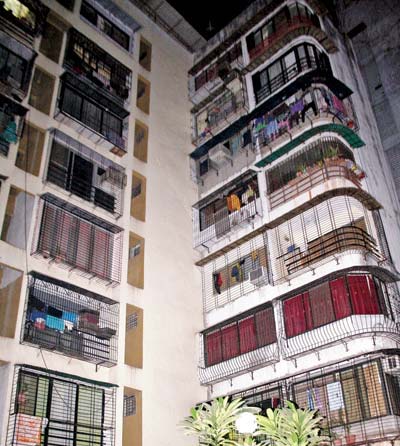 Mumbai_building.jpg