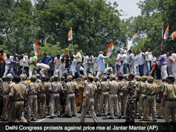 delhi-congress-protest-caption-360.jpg