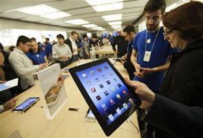 Apple results loom large for tech and the market